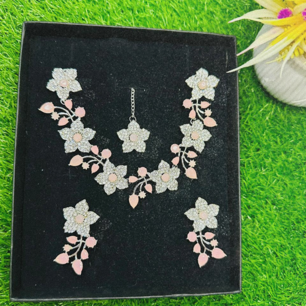 Green Floral Crystal Necklace Set - Image 2