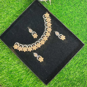 Floral Gold Necklace Set